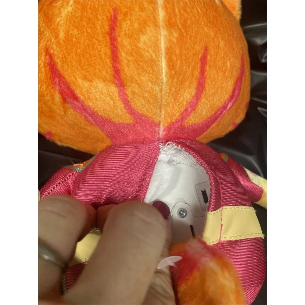 Disney‎ Junior SuperKitties Su-Purr Charged Ginny To The Rescue